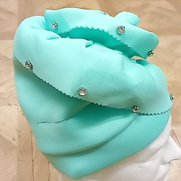 Hat - Picture 4 of 5